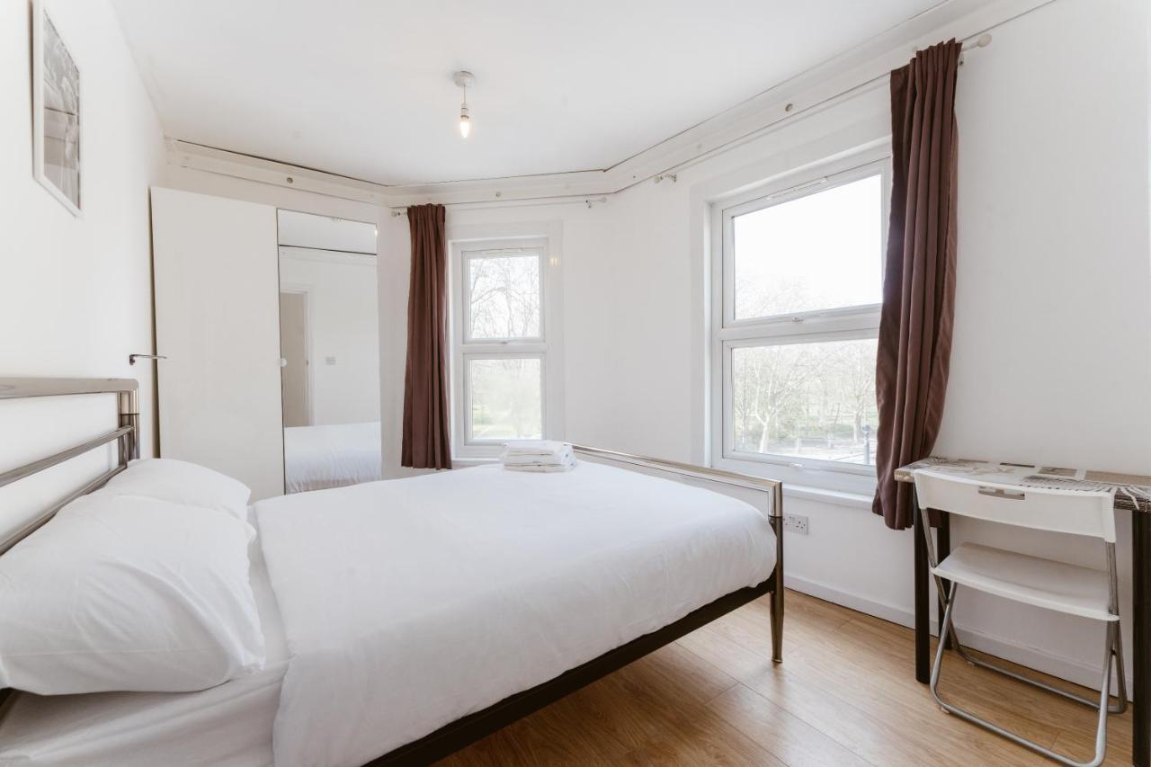 Mile End Double Rooms 27 Guest House London Bagian luar foto